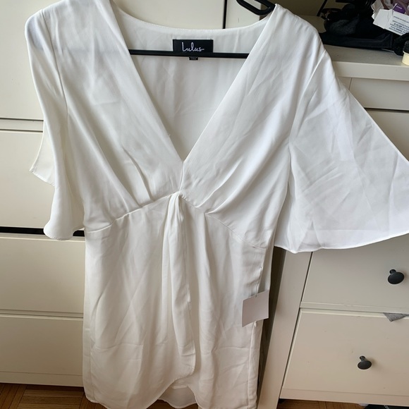 Lulus white flutter sleeve dress M - Picture 3 of 4